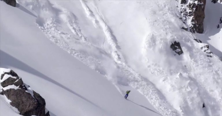 What to Do When Skiing in an Avalanche?
